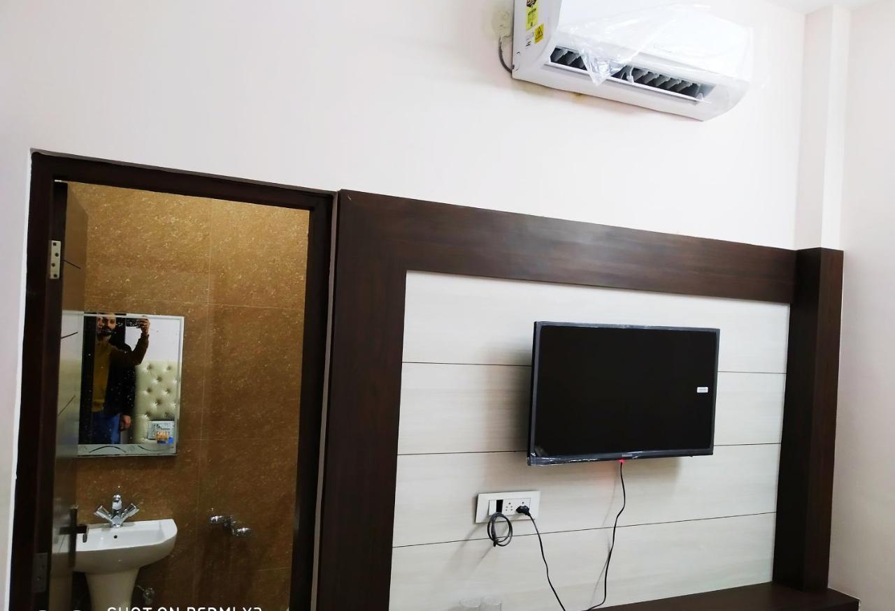 Hotel Vinayak Inn Haridwār Zewnętrze zdjęcie