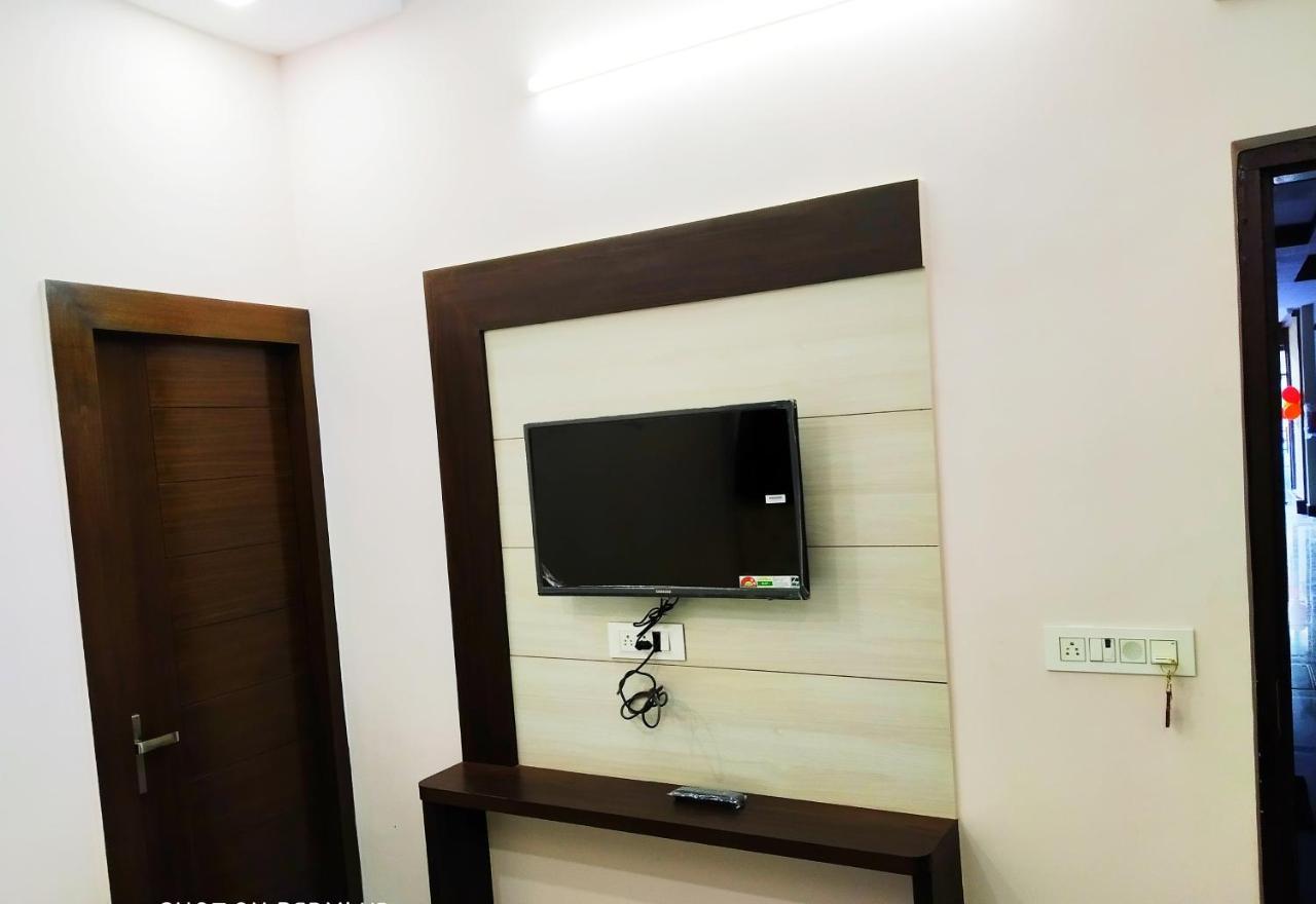 Hotel Vinayak Inn Haridwār Zewnętrze zdjęcie
